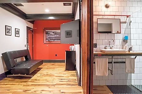 Economy Triple Room