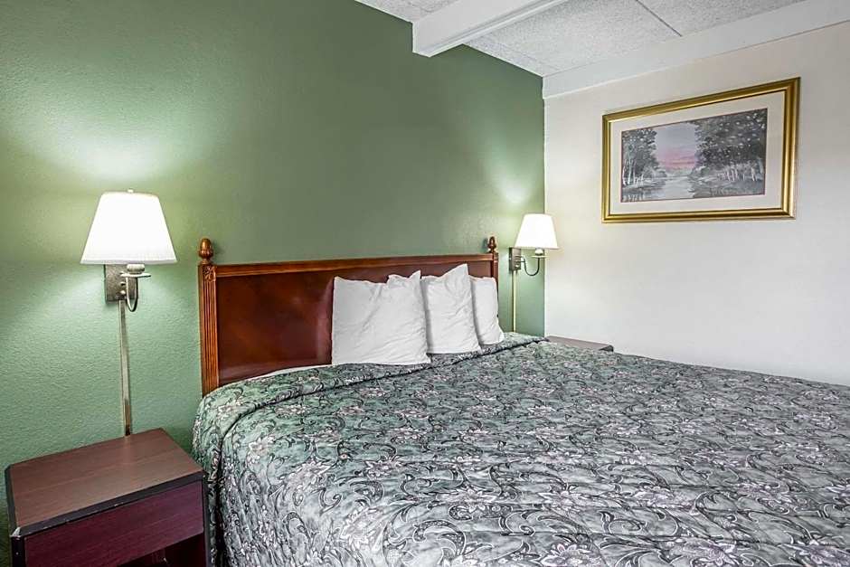 Rodeway Inn Laurens