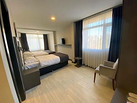 Superior Triple Room with Sea View