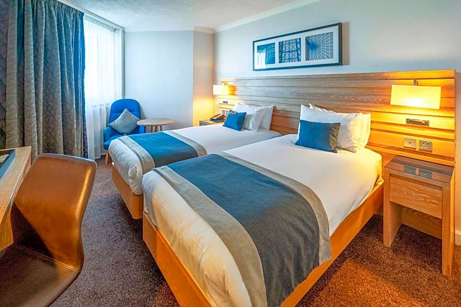 Photo 1 of 6 of Executive 2 Beds, Sea View