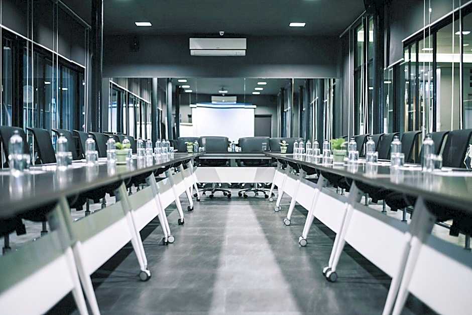 Marine Beach Hotel Pattaya