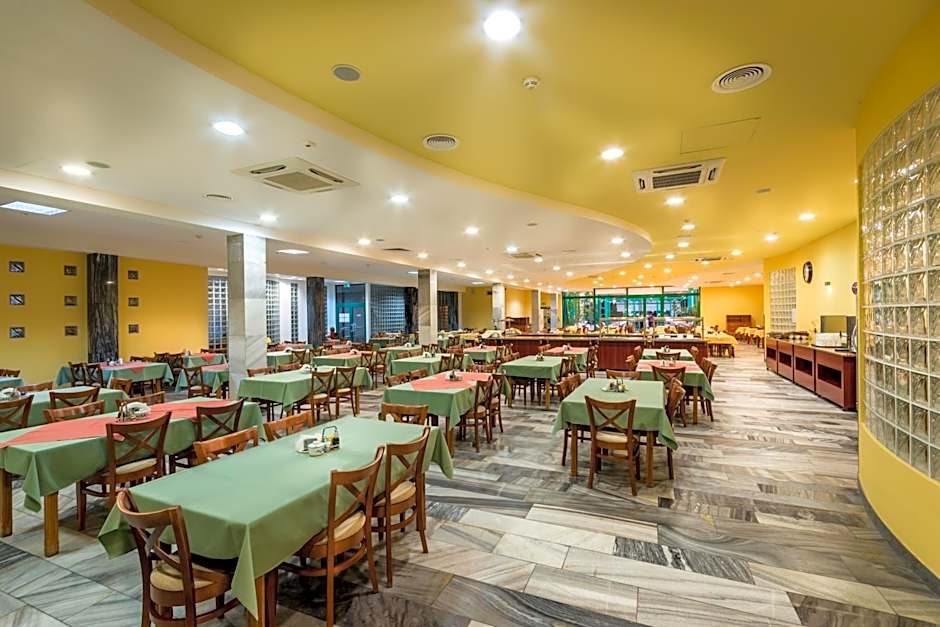 Interferie Chalkozyn w Kołobrzegu