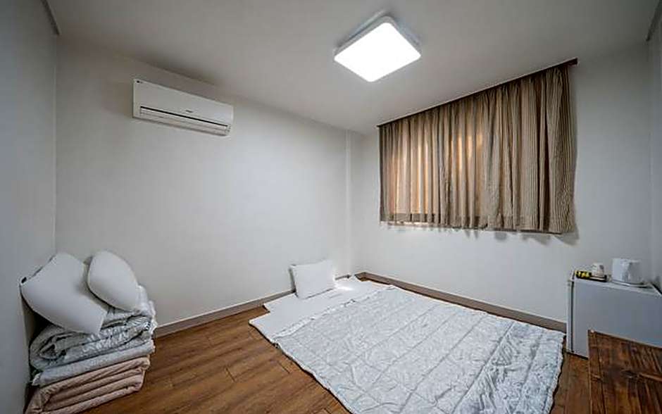 Gyeongju Gyeongjujang