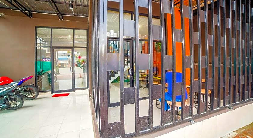 Capital O 90874 Millenium Inn 2