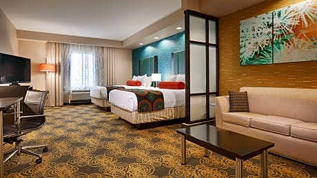 Queen Room with Two Queen Beds - Non-Smoking