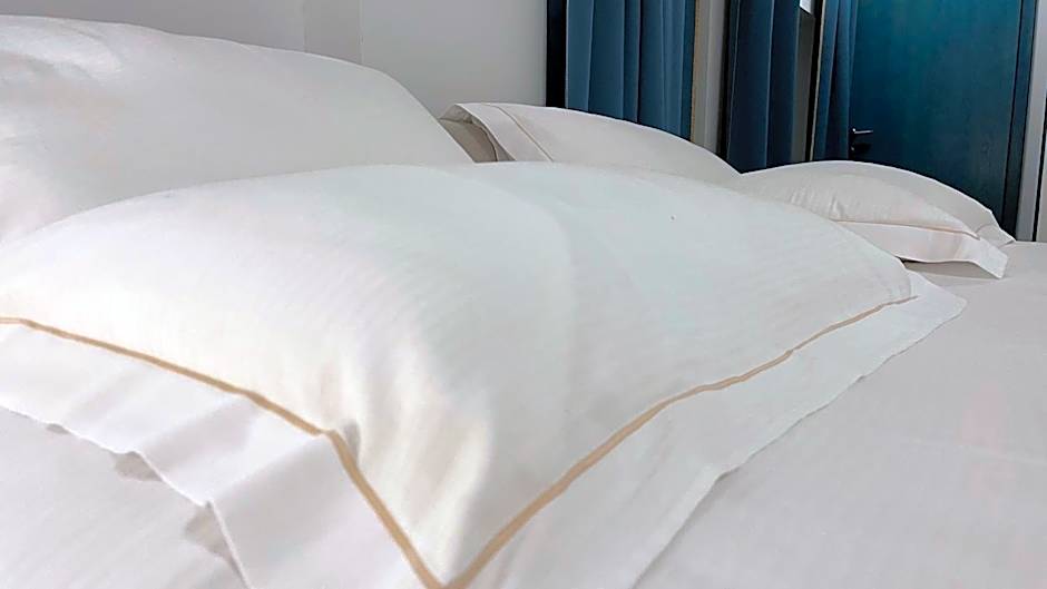 MADONCA ROOMS & RESTAURANT