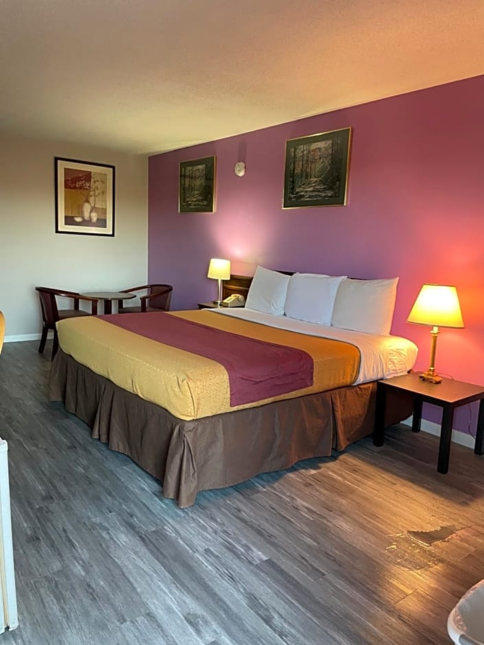 Budget Host Inn