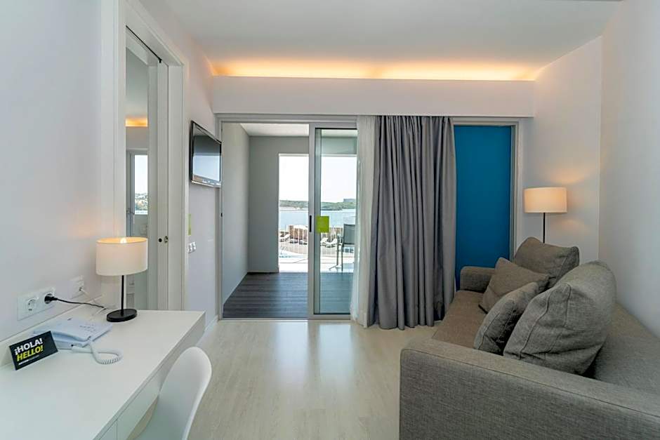 ARTIEM Carlos - Adults Only