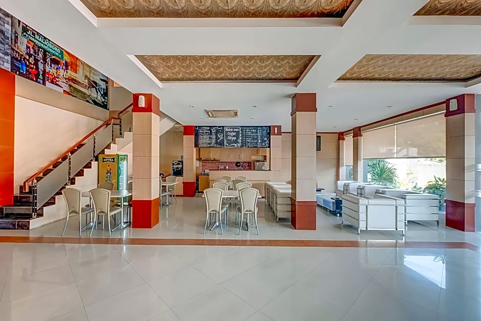 OYO Flagship Tembok Batu Residence