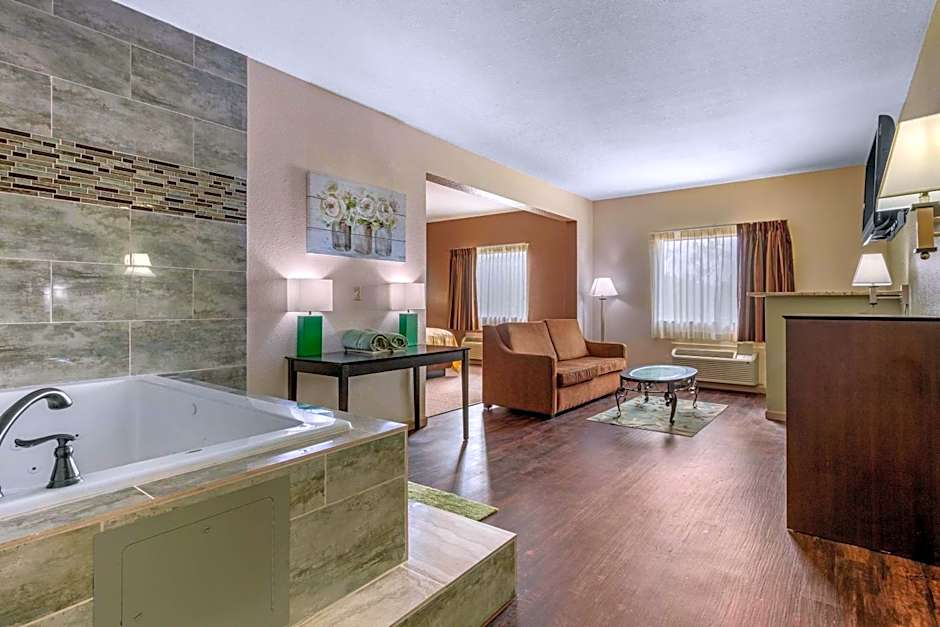 Quality Inn West Memphis I-40
