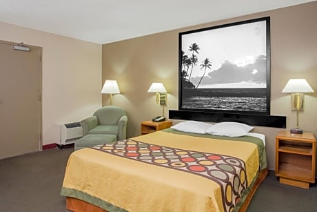 Queen Room