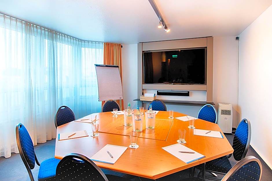 Garner Hotel Stuhr - Bremen A1 by IHG