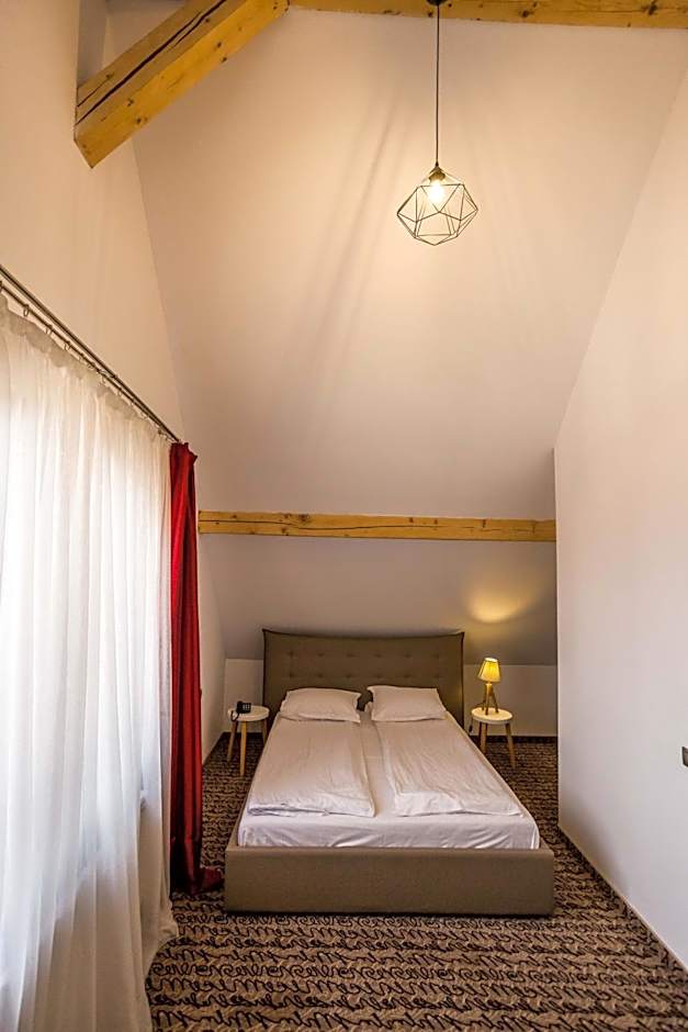 Hotel Bliss