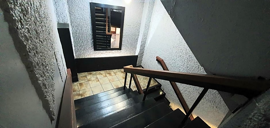 Costero Inn - Not Hotel -