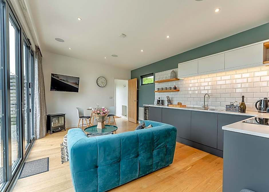 Swanborough Lakes Luxury Lodges