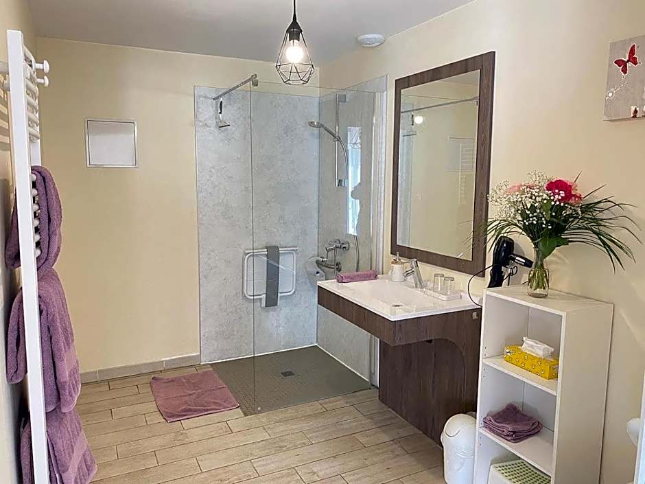 Les Mariniers Chambres d'Hôtes à la campagne avec aire de jeux - Spa nordique en option