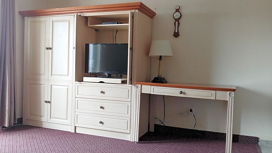 Sand Castle Suites Motel