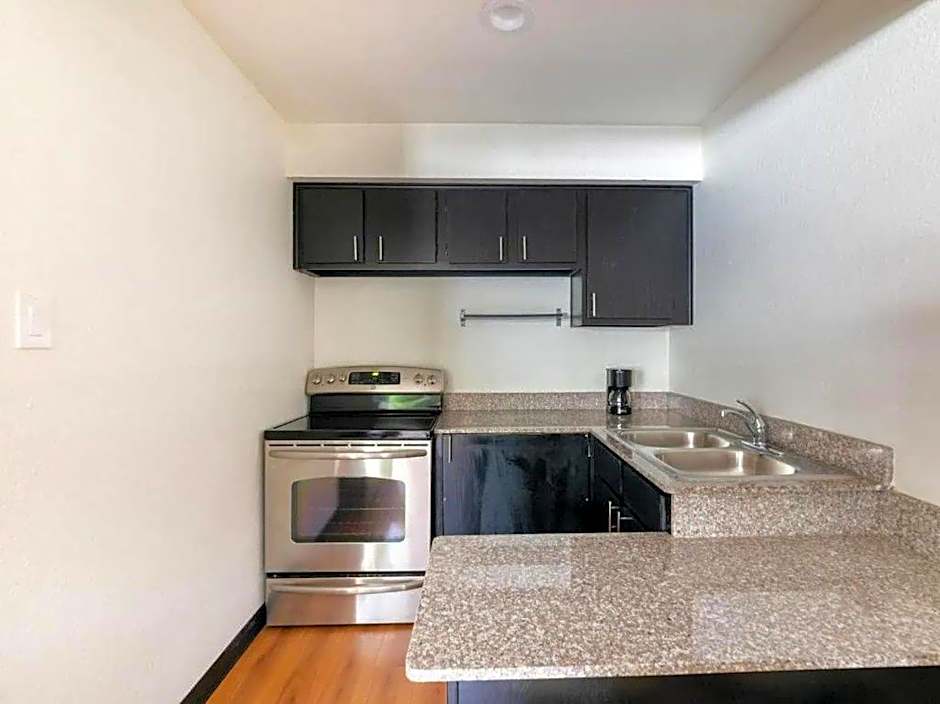 OYO Hotel Irving DFW Airport North