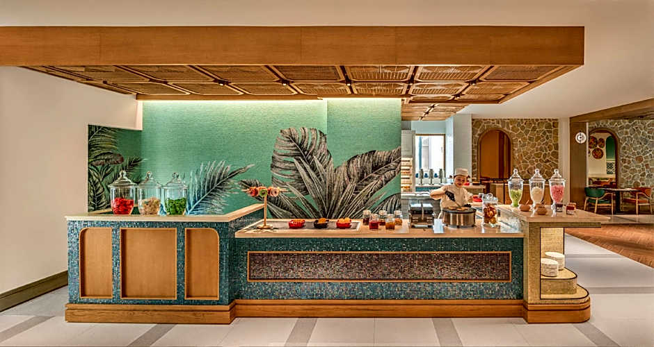 La Festa Phu Quoc, Curio Collection By Hilton