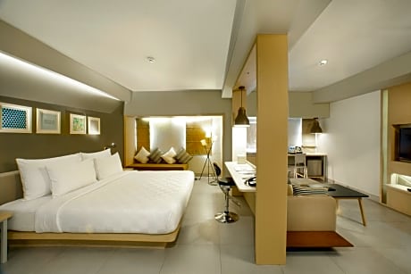 Junior Suite Room