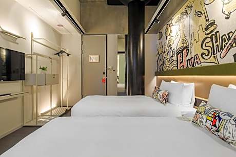 Standard Twin Room without Window