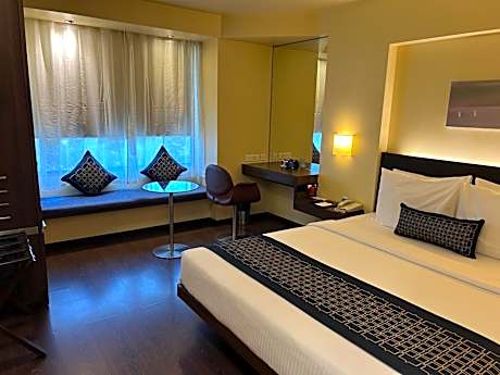 Deluxe Room - 1 Double Bed