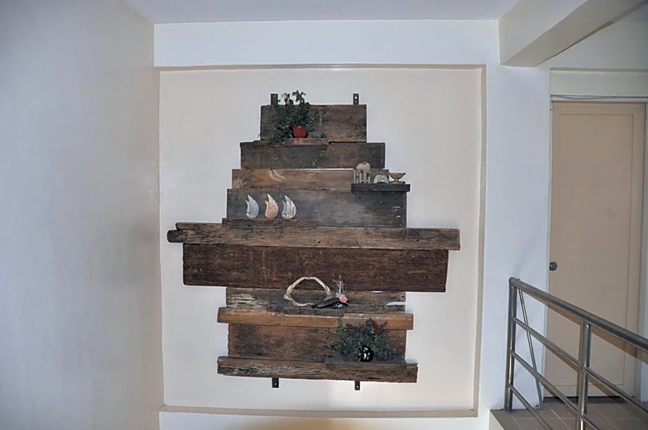 Bed and Brewhouse Sucat