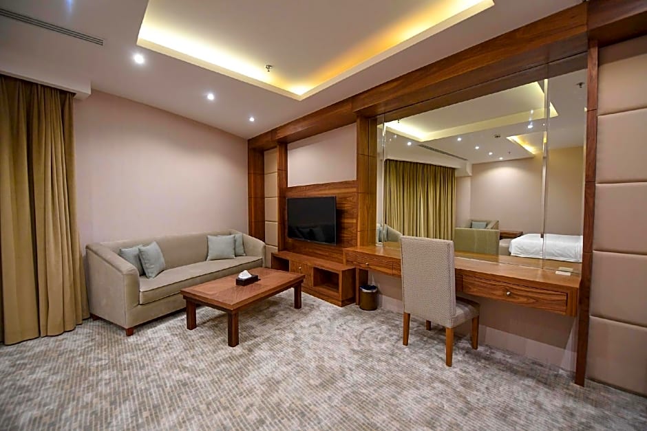 Motiara Hotel - La Valle Mall