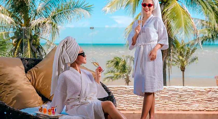 Dhevan Dara Beach Villa - Kui Buri