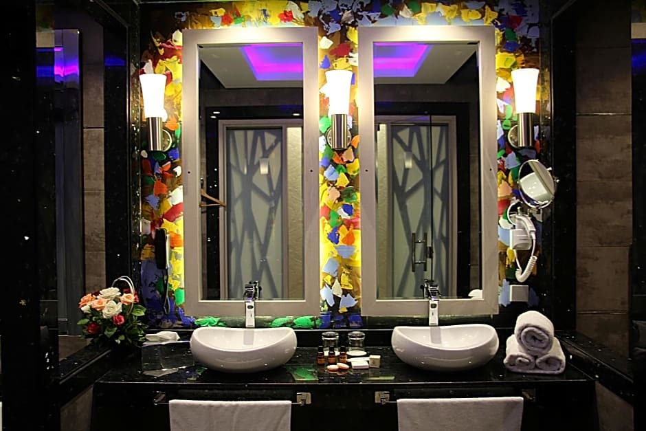 Zaki Hotel