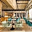 FirstName Bordeaux by Hyatt