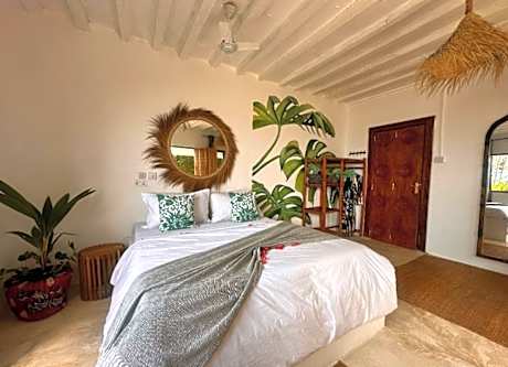 Deluxe Double Room with Extra Bed