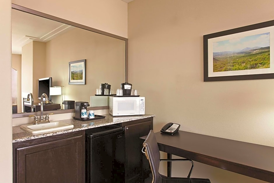 La Quinta Inn & Suites by Wyndham Los Banos