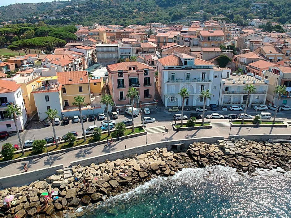 Villa Rosa Residence