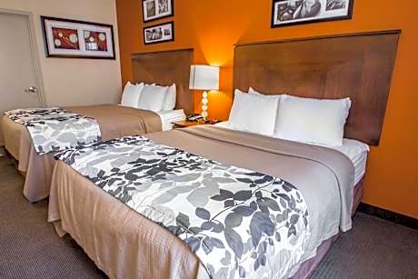 2 Queen Beds, Nonsmoking, Accessible