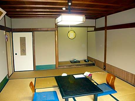 Japanese-Style Superior Room with Shared Bathroom