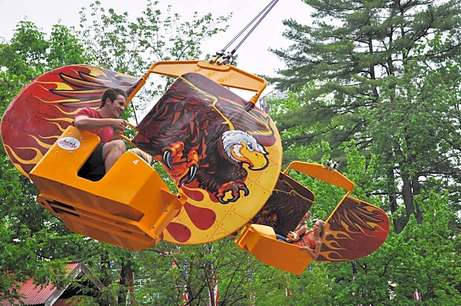 Six Flags Great Escape Lodge & Indoor Waterpark
