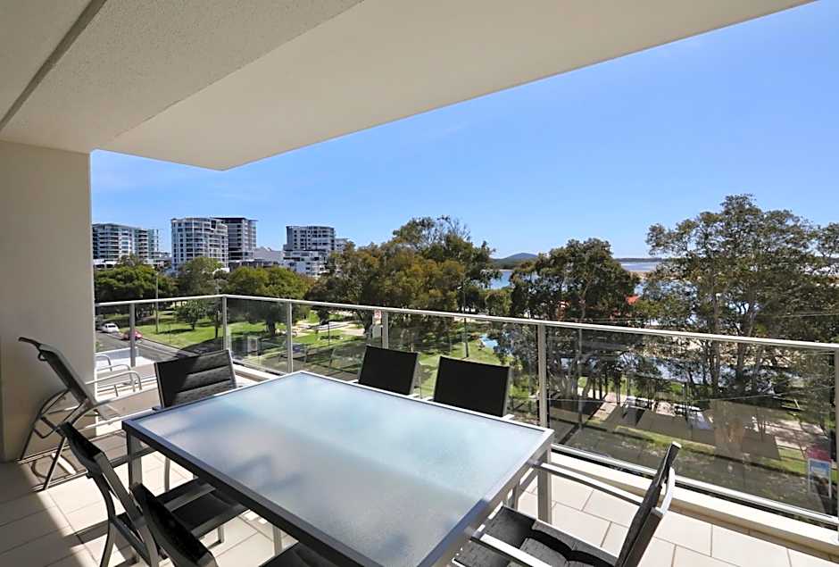 Space Holiday Apartments
