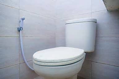 RedDoorz @ Shabrina Homestay Syariah Maguwo