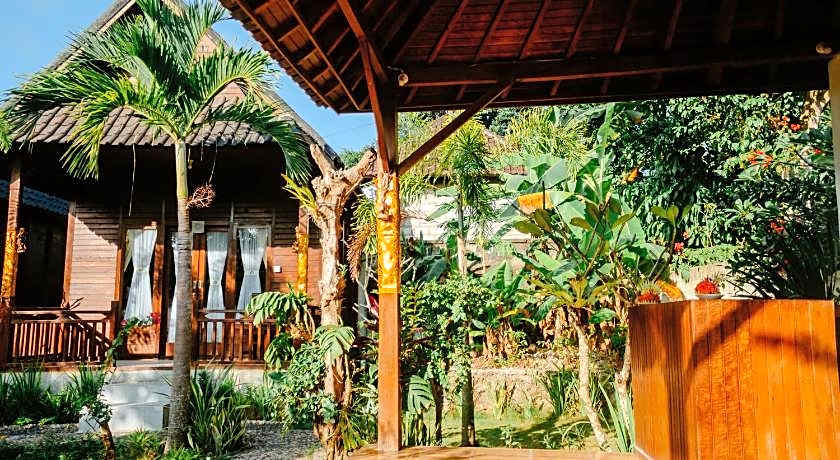 Kurnia Guest House & Spa 