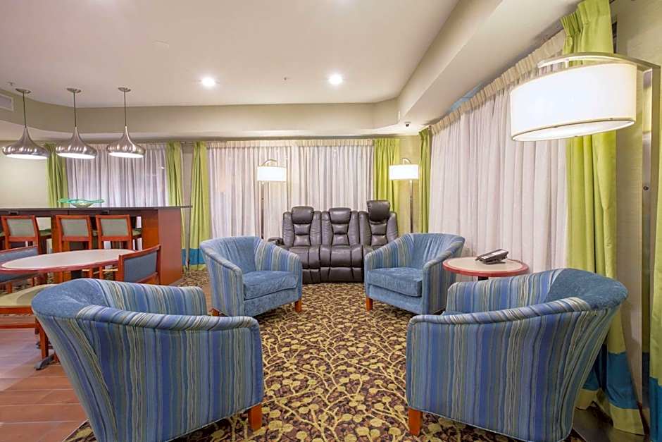FairBridge Inn & Suites Thornton