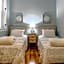 The Historic Lyric Presidential Suite