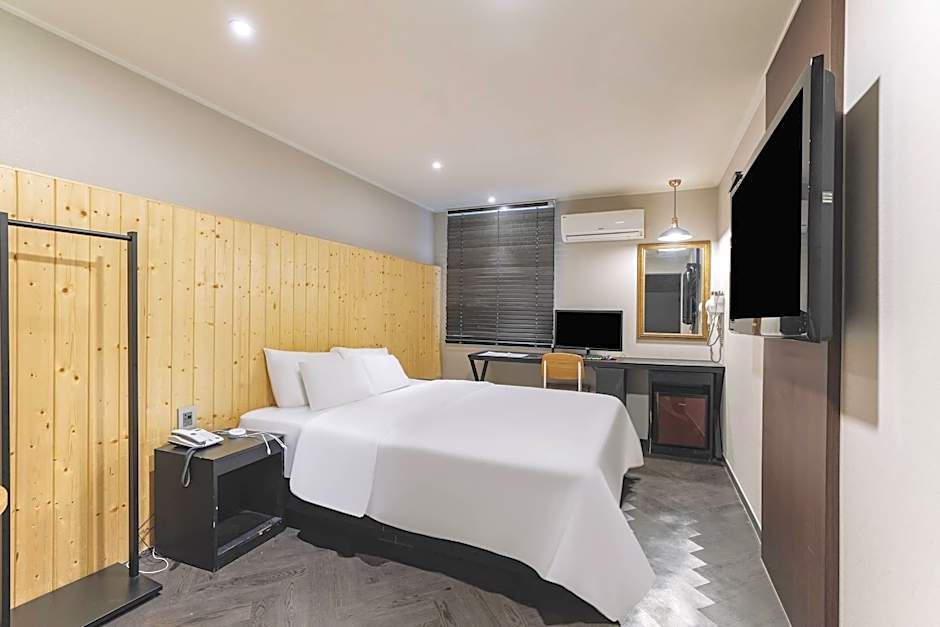 Anyang Premier Hotel XYM