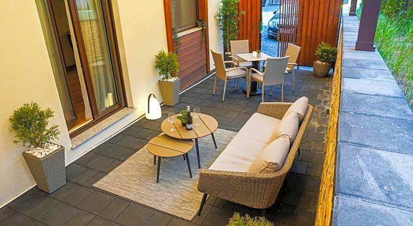 All Seasons Residence