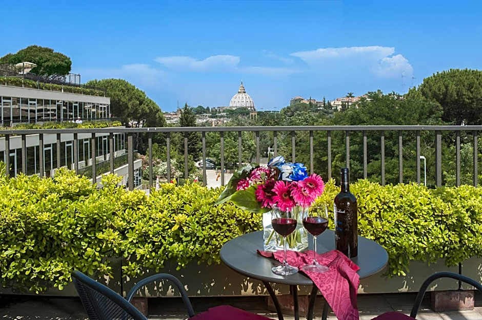 Cardinal Saint Peter Hotel