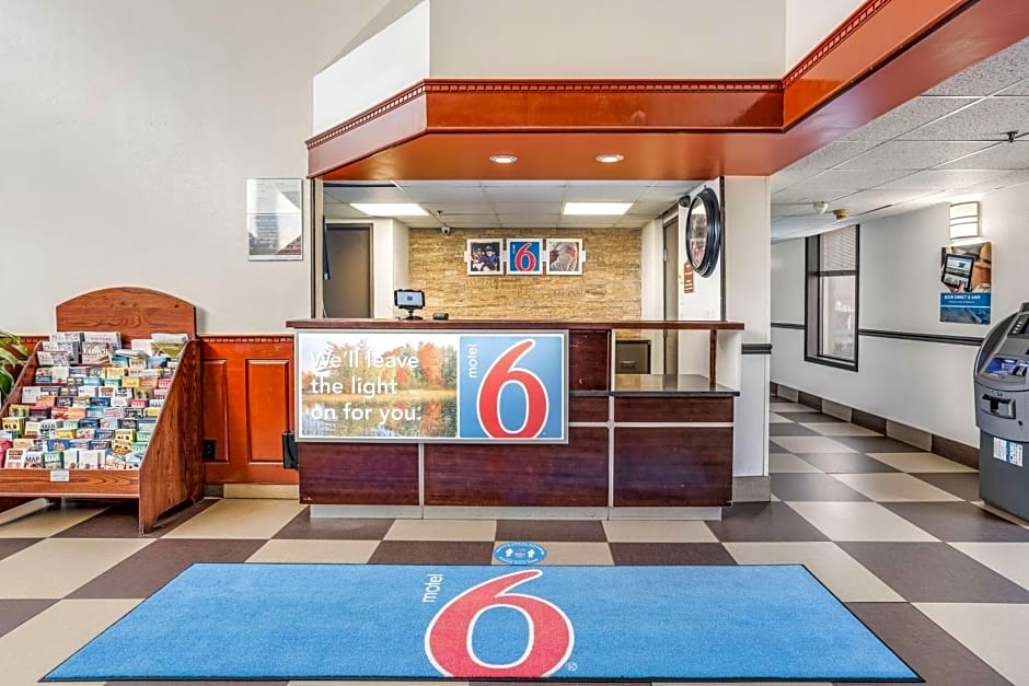 Motel 6-Levittown, PA - Bensalem