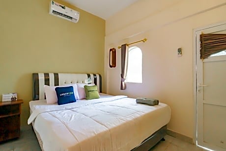 Urbanview Hotel Kangen Bungalow Purwakarta