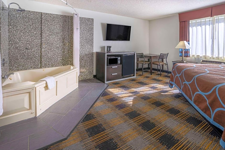 Super 8 by Wyndham Villa Rica