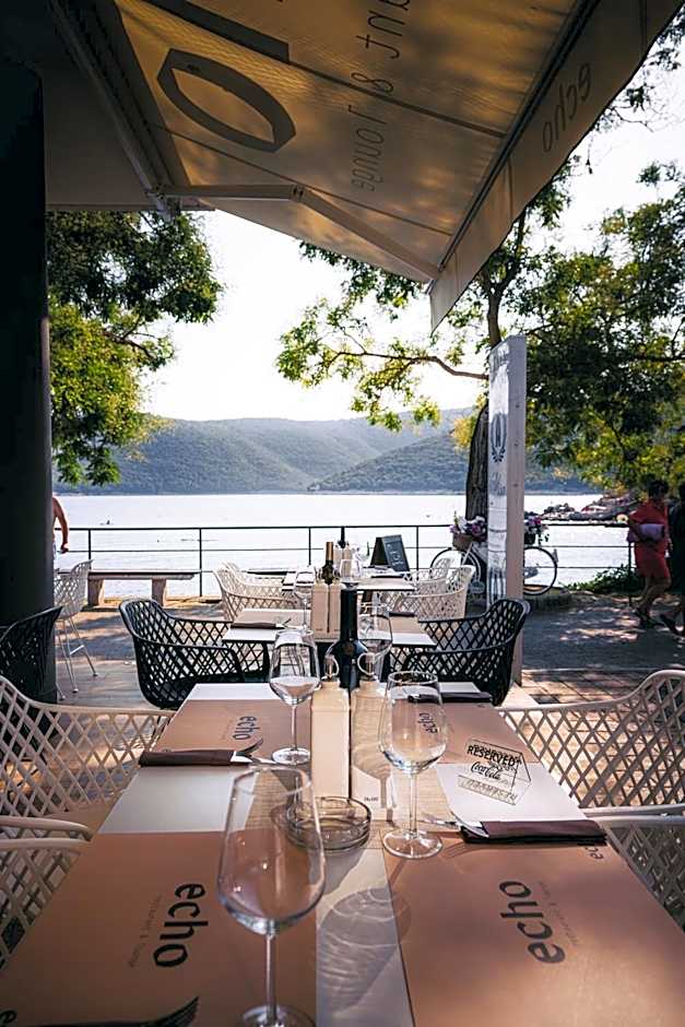 "Echo" B&B rooms, boutique beach hotel