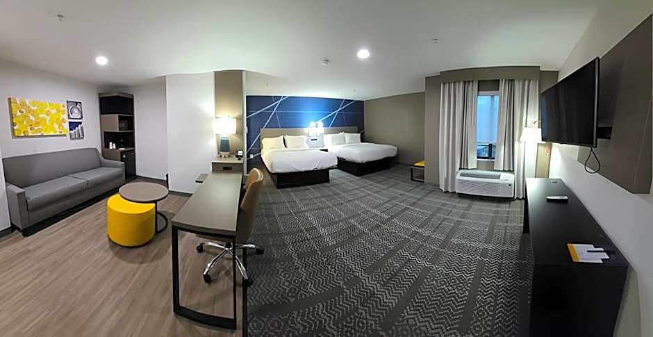 Comfort Inn & Suites